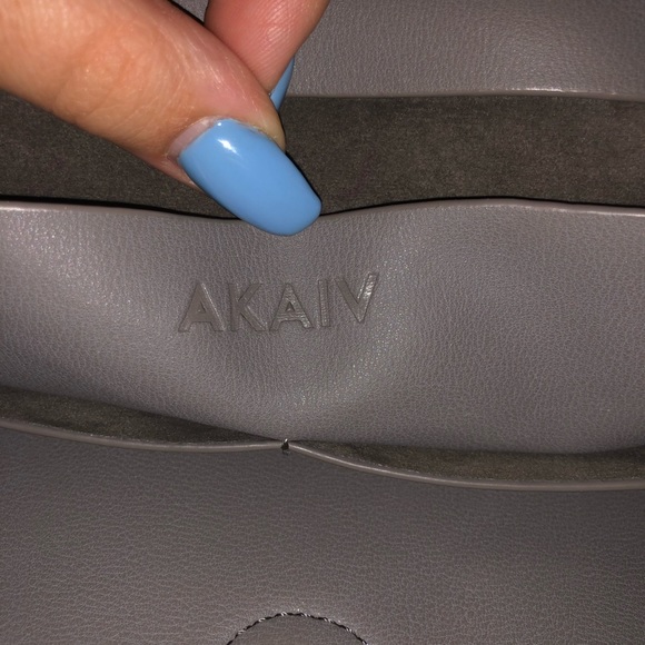 Handbag ✨HOST PICK!✨ - Picture 4 of 5